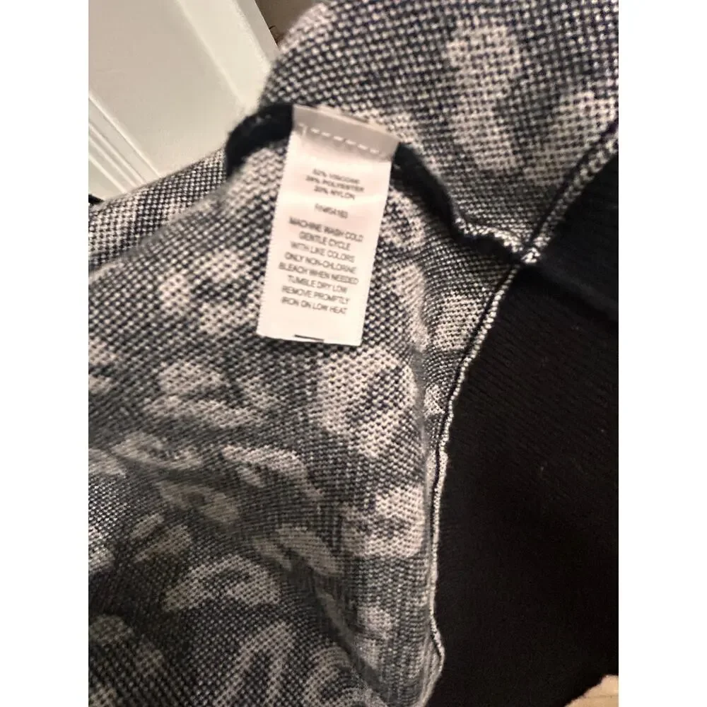 Mark New York Leopard Sweater – Size Small – Batwing Sleeves – Black & White - Picture 4 of 5